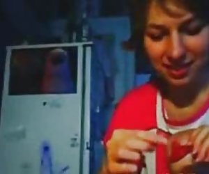 Смотреть порно школьница 2 русское жена трахается и трахнул домашнее